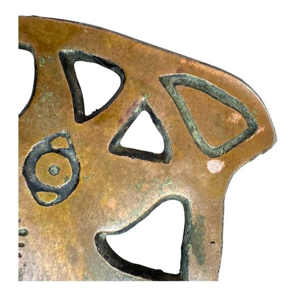 Vintage 99 Cast Iron Cat Shaped Trivet Intricate Cutout Design Hanging Ring SEE - Picture 9 of 9